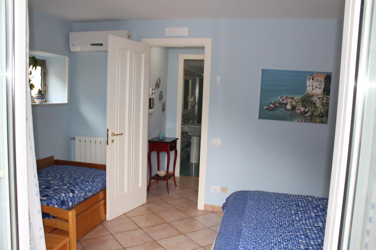 チェターラ Reginella Bed & Breakfast エクステリア 写真